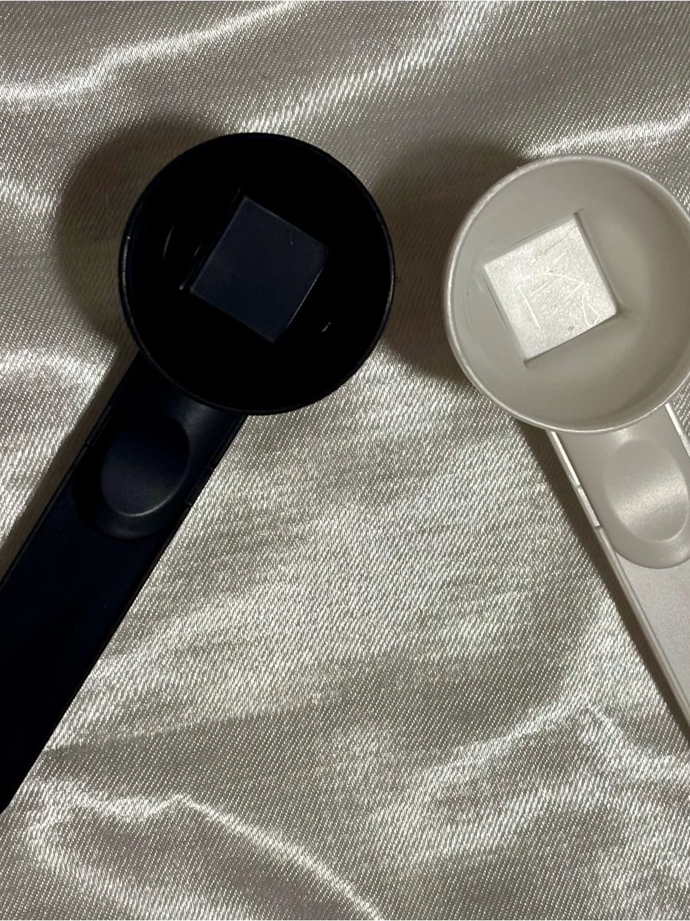 Source Unknown set plastic